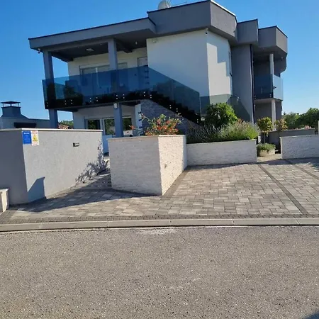Apartament Paola