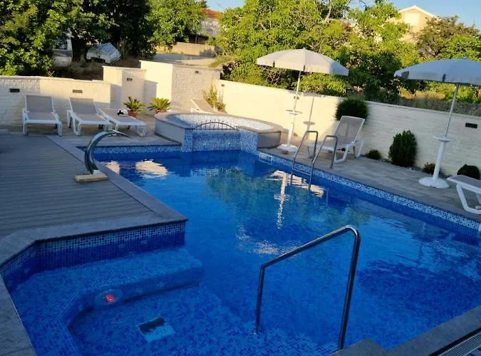 Paola Apartman Vrh
