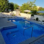 Paola Apartment Vrh (Krk)